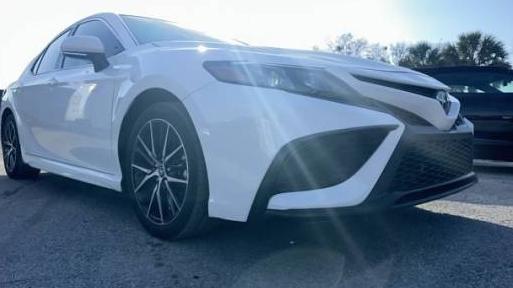 TOYOTA CAMRY 2023 4T1G11AK3PU758138 image