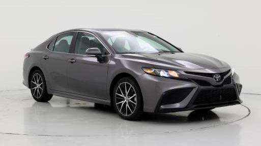 TOYOTA CAMRY 2023 4T1G11AKXPU744012 image