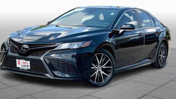 TOYOTA CAMRY 2023 4T1G11AKXPU734368 image