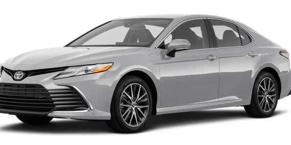 TOYOTA CAMRY 2023 4T1C11AK5PU810397 image
