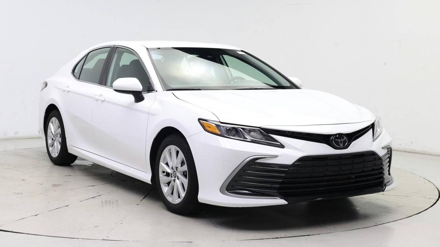 TOYOTA CAMRY 2023 4T1C11AK3PU825982 image