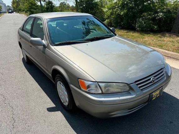 TOYOTA CAMRY 1998 4T1BG22K2WU270472 image