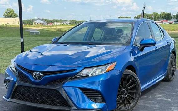 TOYOTA CAMRY 2019 4T1B11HK2KU272980 image