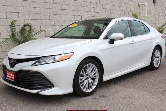 TOYOTA CAMRY 2019 4T1B11HK0KU728894 image