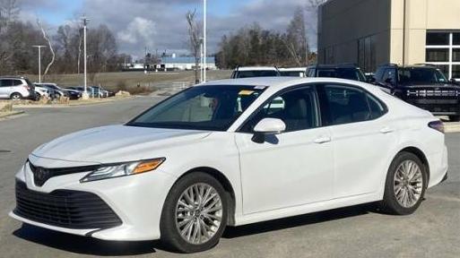 TOYOTA CAMRY 2019 4T1B11HK9KU818027 image