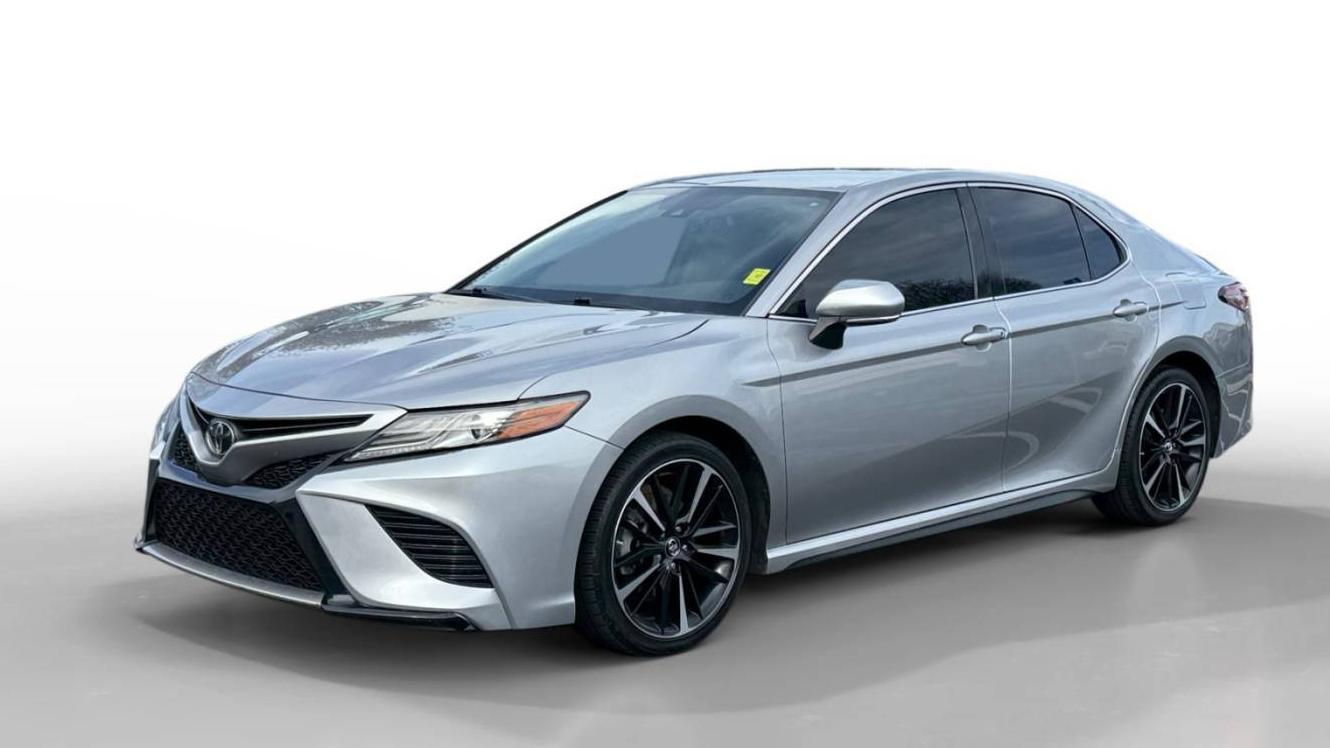 TOYOTA CAMRY 2019 4T1B61HK4KU710643 image