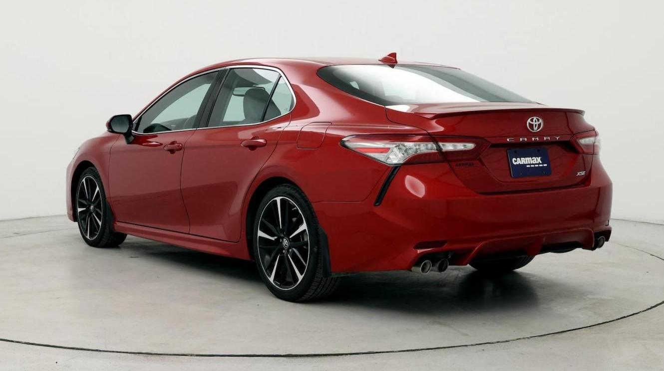 TOYOTA CAMRY 2019 4T1B61HK7KU214834 image