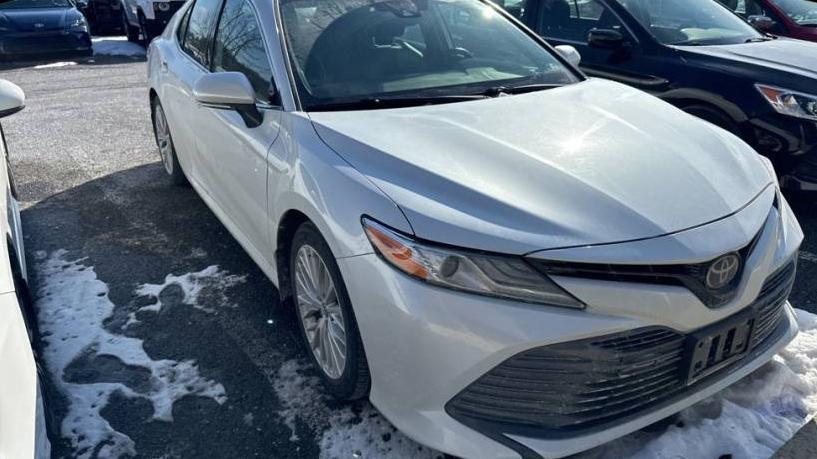 TOYOTA CAMRY 2019 4T1B11HK9KU680912 image