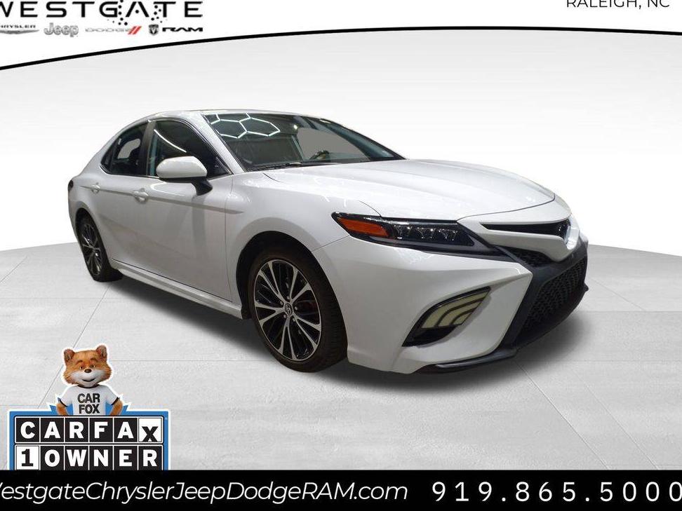 TOYOTA CAMRY 2019 4T1B11HK8KU782976 image