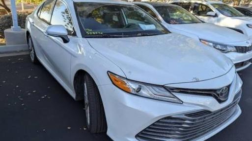 TOYOTA CAMRY 2019 4T1B11HK1KU722747 image