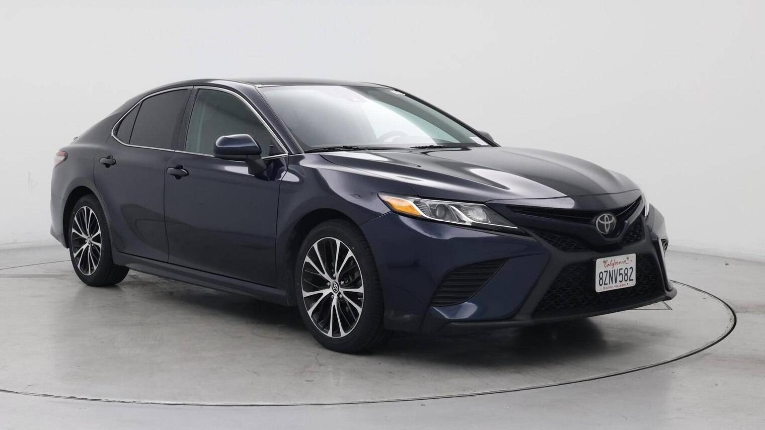 TOYOTA CAMRY 2019 4T1B11HK1KU709688 image