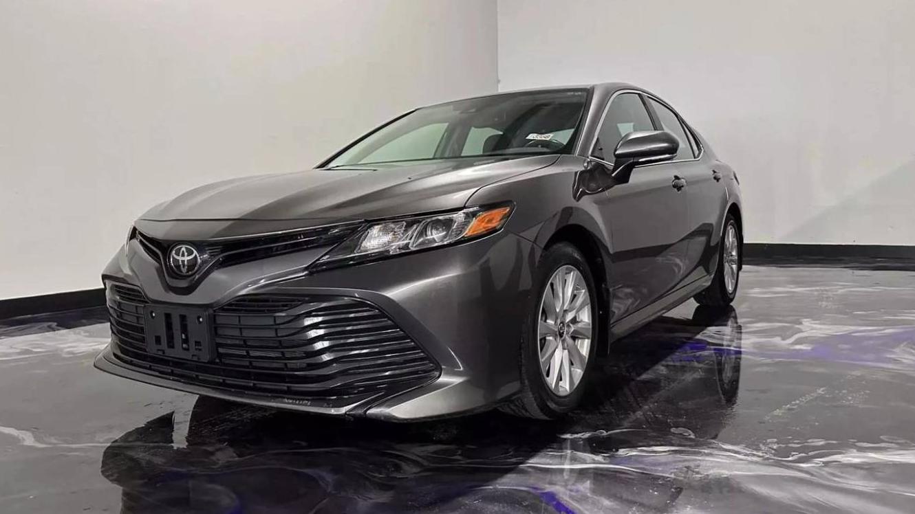 TOYOTA CAMRY 2019 4T1B11HK5KU707054 image