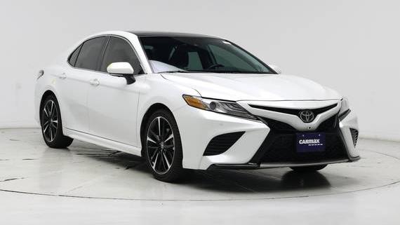 TOYOTA CAMRY 2019 4T1B61HK1KU735841 image