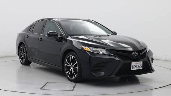 TOYOTA CAMRY 2019 4T1B11HK2KU794377 image
