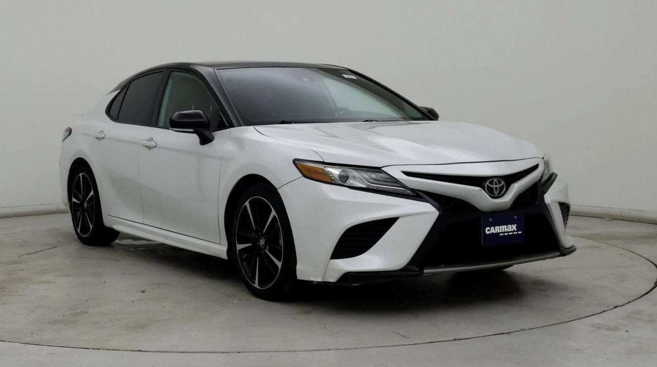 TOYOTA CAMRY 2019 4T1B61HK6KU193538 image