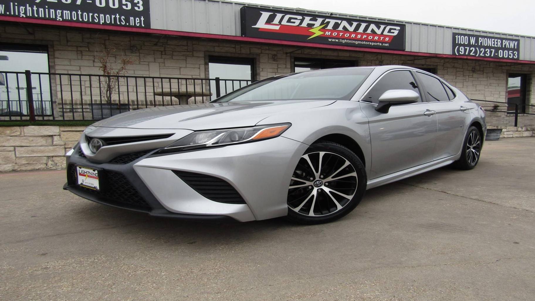 TOYOTA CAMRY 2019 4T1B11HK1KU821648 image