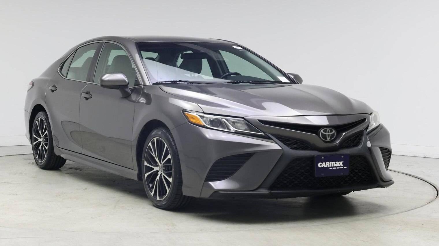 TOYOTA CAMRY 2019 4T1B11HK5KU206004 image