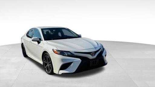 TOYOTA CAMRY 2019 4T1B11HK0KU754783 image