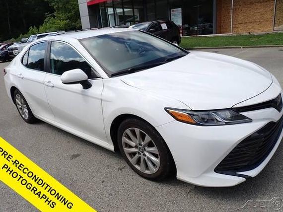 TOYOTA CAMRY 2019 4T1B11HK9KU795476 image