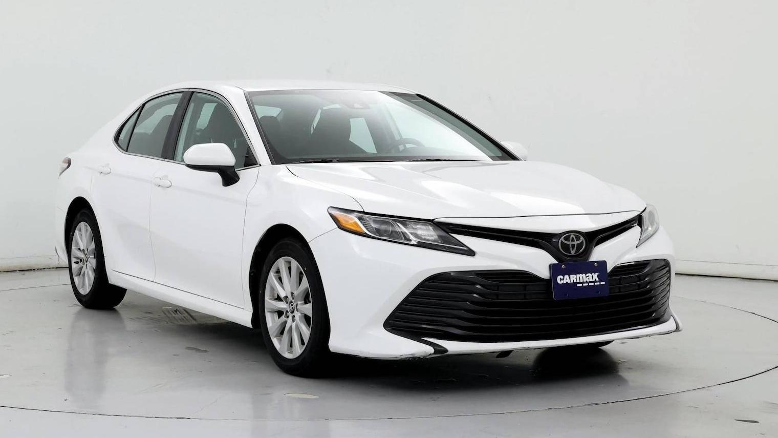 TOYOTA CAMRY 2019 4T1B11HK2KU719257 image