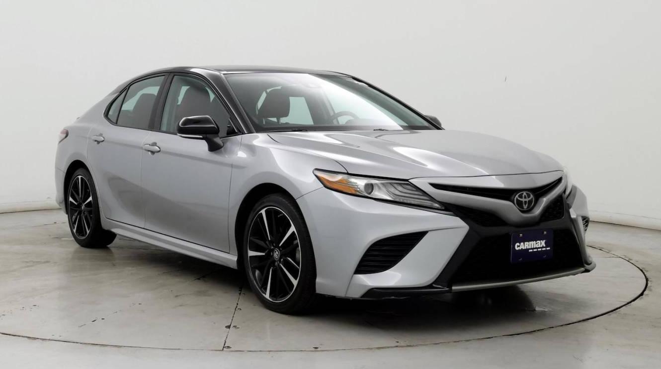 TOYOTA CAMRY 2019 4T1B61HK4KU296361 image