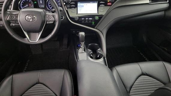 TOYOTA CAMRY 2019 4T1B11HK4KU227619 image