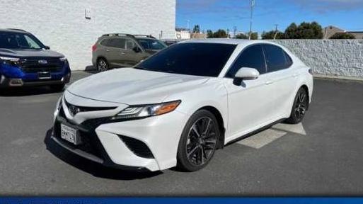 TOYOTA CAMRY 2019 4T1B61HK2KU835852 image