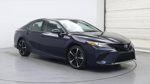 TOYOTA CAMRY 2019 4T1B61HKXKU715815 image