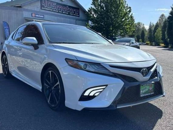 TOYOTA CAMRY 2019 4T1B61HK2KU711290 image