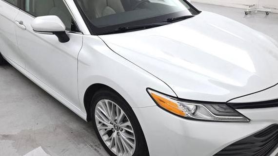 TOYOTA CAMRY 2019 4T1B11HK0KU707043 image