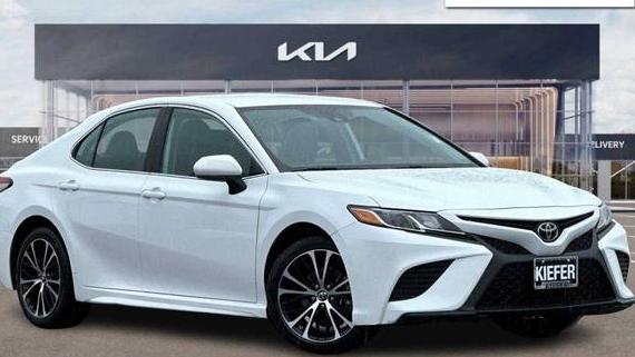 TOYOTA CAMRY 2019 4T1B11HK1KU268192 image