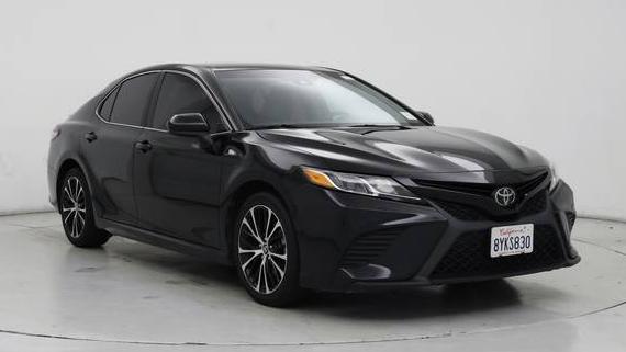 TOYOTA CAMRY 2019 4T1B11HK8KU704181 image