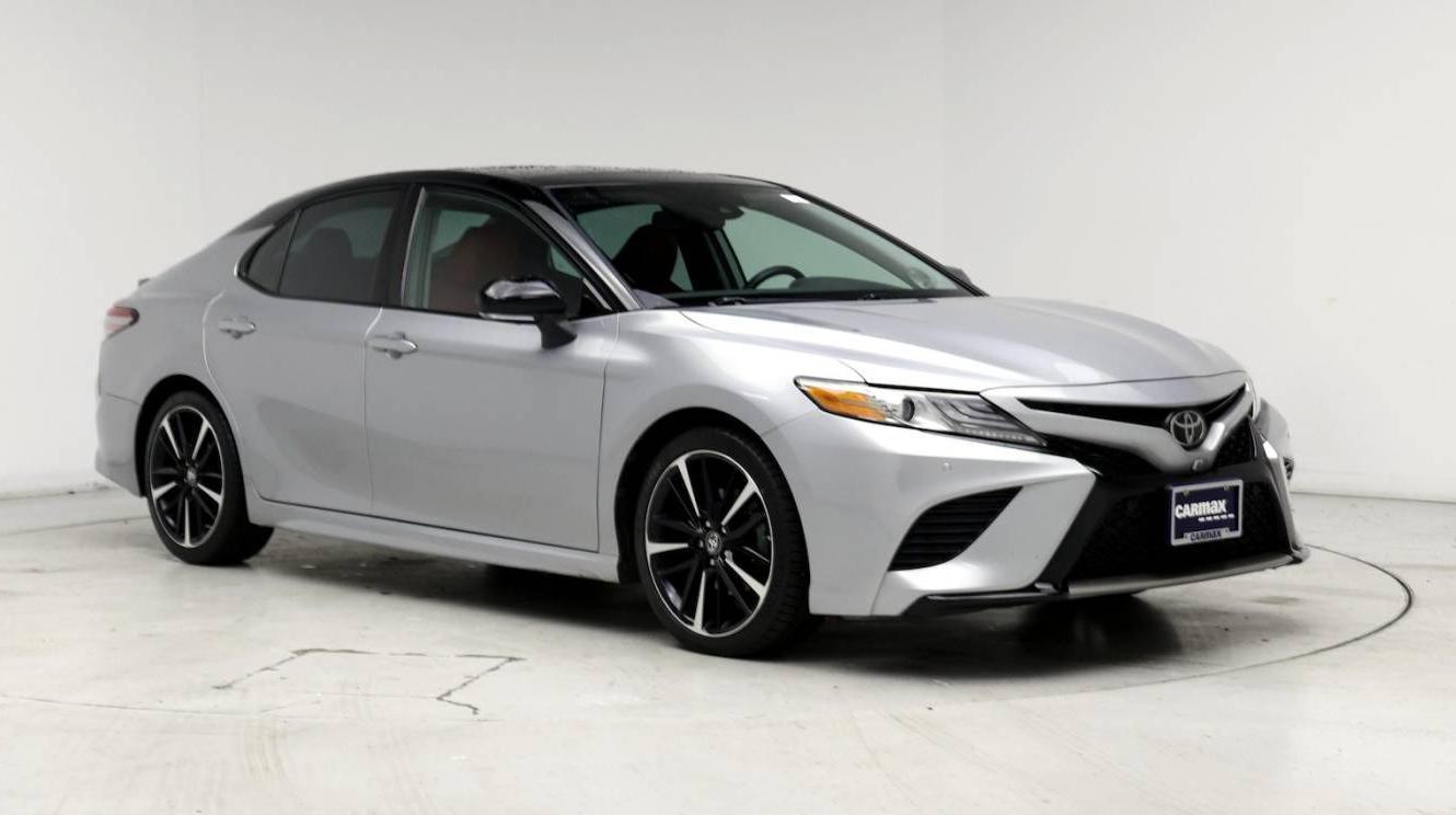 TOYOTA CAMRY 2019 4T1B61HK1KU237932 image