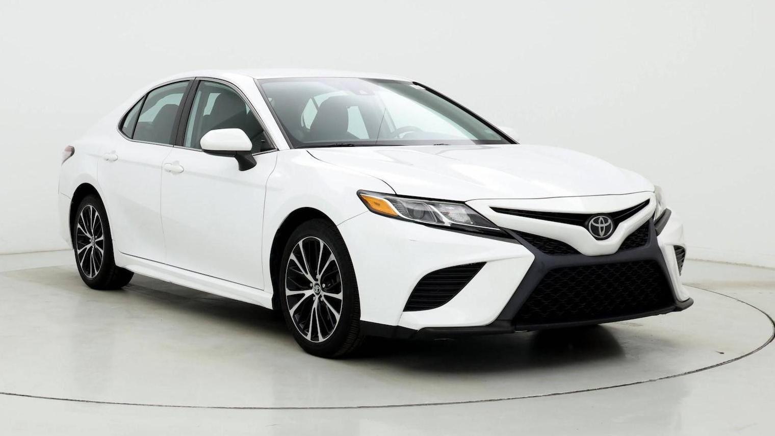 TOYOTA CAMRY 2019 4T1B11HK7KU783794 image