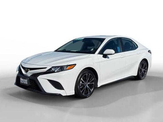 TOYOTA CAMRY 2019 4T1B11HK0KU856486 image