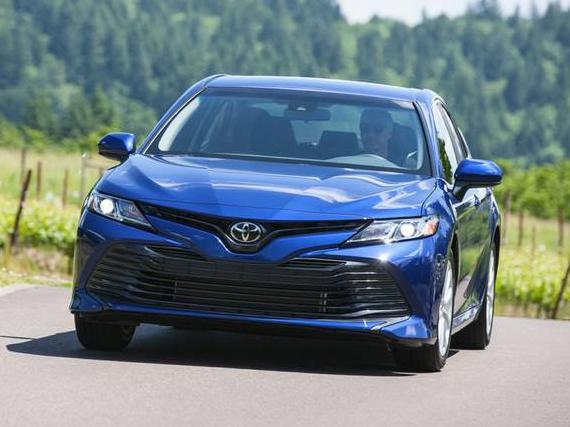 TOYOTA CAMRY 2019 4T1B11HKXKU845477 image