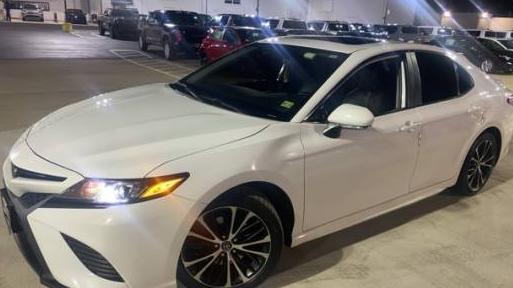 TOYOTA CAMRY 2019 4T1B11HK0KU803724 image