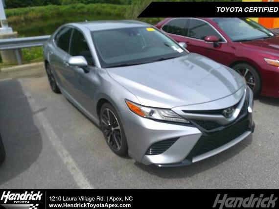 TOYOTA CAMRY 2019 4T1B61HK1KU216904 image