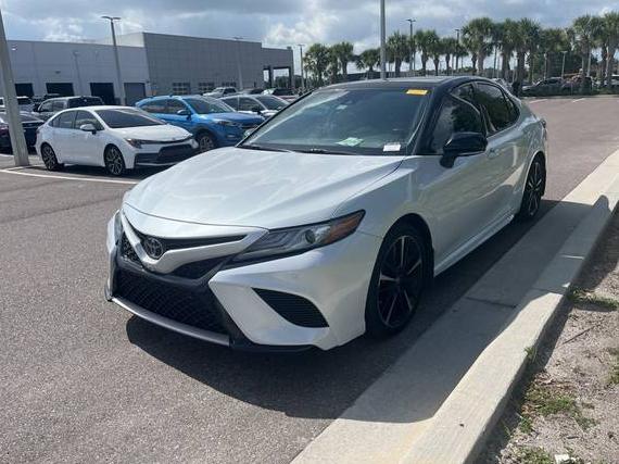 TOYOTA CAMRY 2019 4T1B61HK3KU172310 image