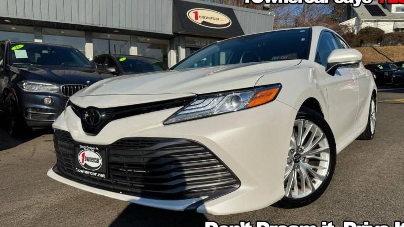 TOYOTA CAMRY 2019 4T1B11HK0KU706863 image