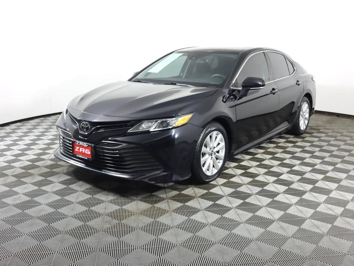 TOYOTA CAMRY 2019 4T1B11HK0KU244658 image