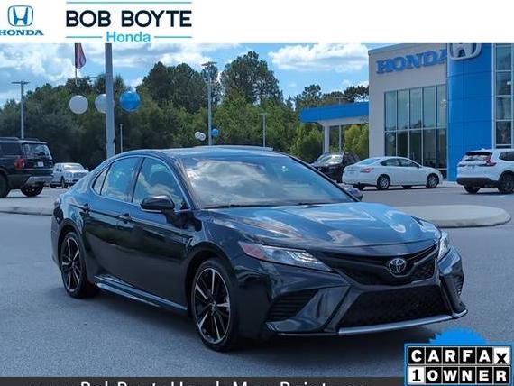 TOYOTA CAMRY 2019 4T1B61HK3KU713436 image
