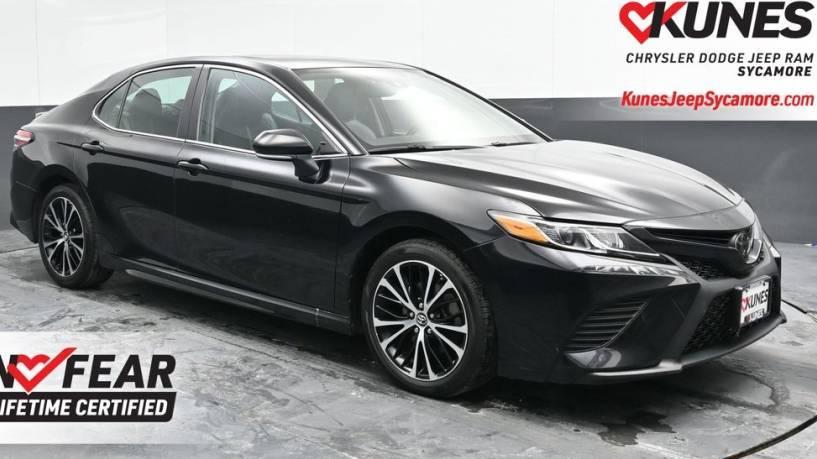 TOYOTA CAMRY 2019 4T1B11HK6KU843628 image