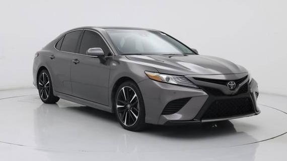 TOYOTA CAMRY 2019 4T1B61HK4KU715941 image