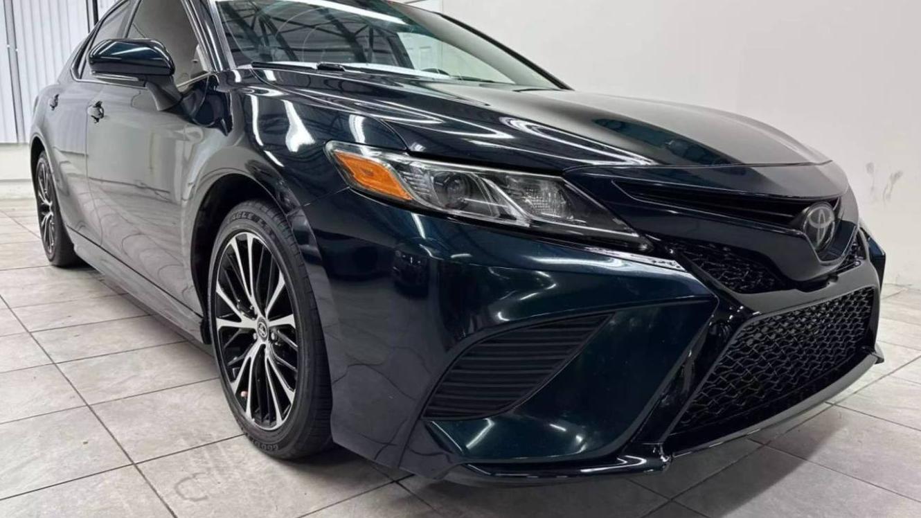 TOYOTA CAMRY 2019 4T1B11HK3KU240779 image