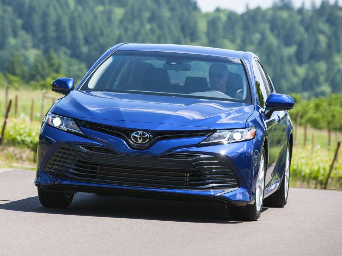 TOYOTA CAMRY 2019 4T1B11HKXKU752328 image