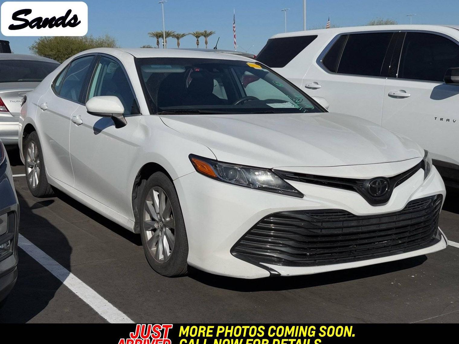 TOYOTA CAMRY 2019 4T1B11HK8KU802627 image