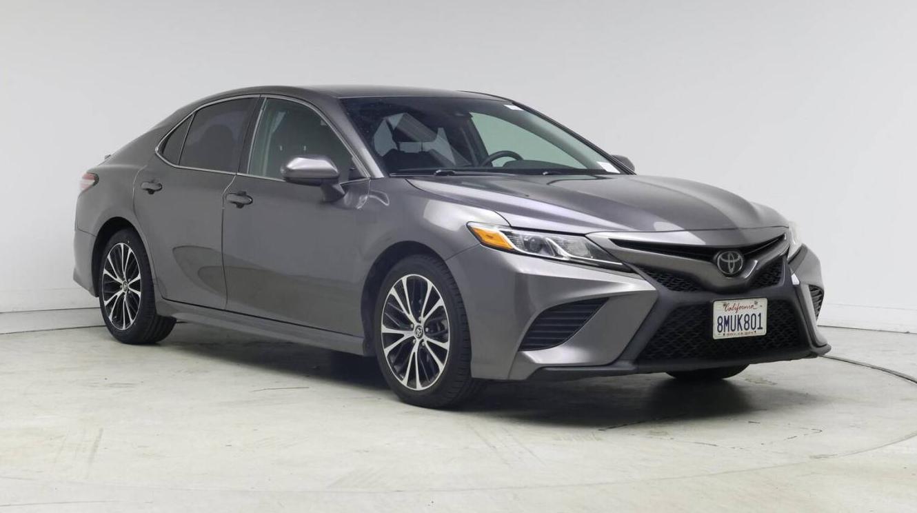 TOYOTA CAMRY 2019 4T1B11HKXKU841414 image