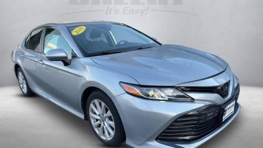 TOYOTA CAMRY 2019 4T1B11HK8KU829195 image