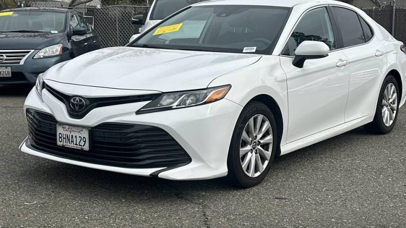 TOYOTA CAMRY 2019 4T1B11HK1KU733747 image